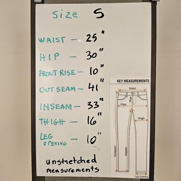 Lululemon black tights full length leggings feat. reflective trim size 4 US - Picture 7 of 8